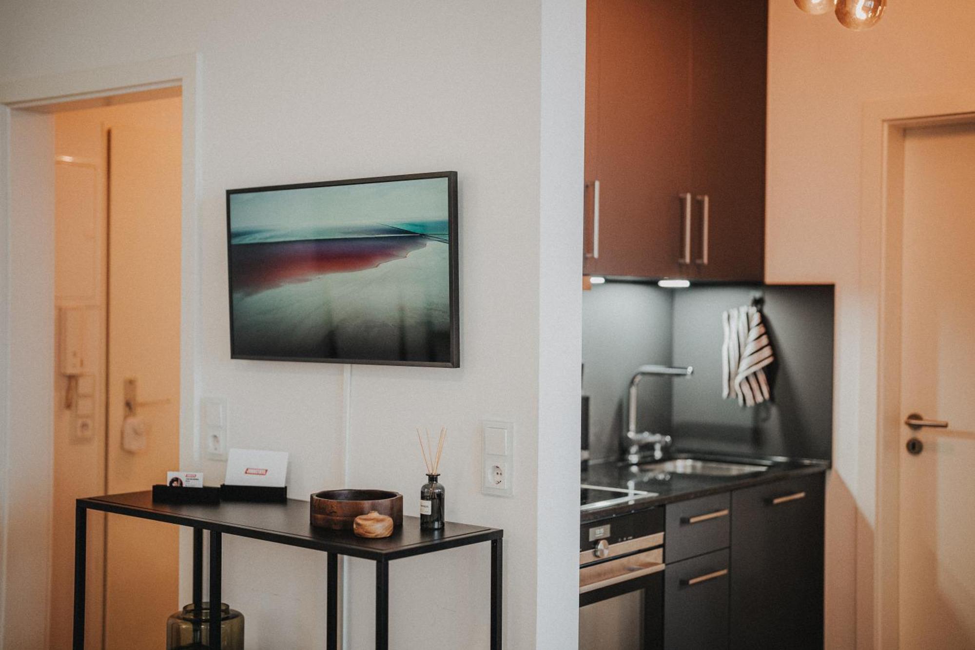 Downtown Apartment Mit Luxusbad Am Hafen Nur 5 Minuten Zu Fuss In Die Innenstadt Und Zum Bahnhof! Ольденбург Екстер'єр фото